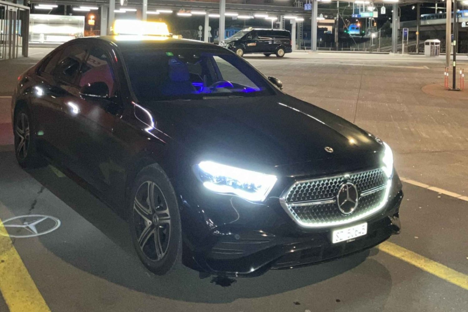 Prague: PRG Airport to City Centre|Hotels Private Transfer