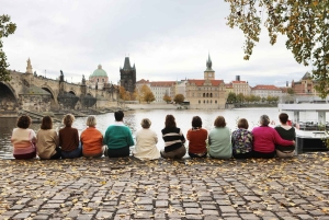 Professionelt fotoshoot på Karlsbroen og Kampa-øen