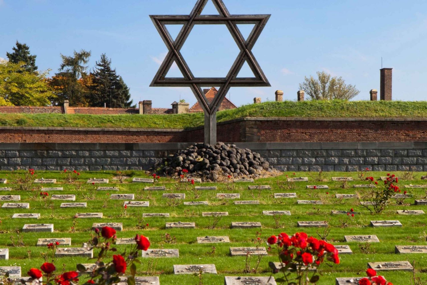 Rondleiding door concentratiekamp Terezin, Ustek en Litomerice