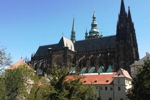 Prague: Tour to Prague Castle with tickets included. Spanish