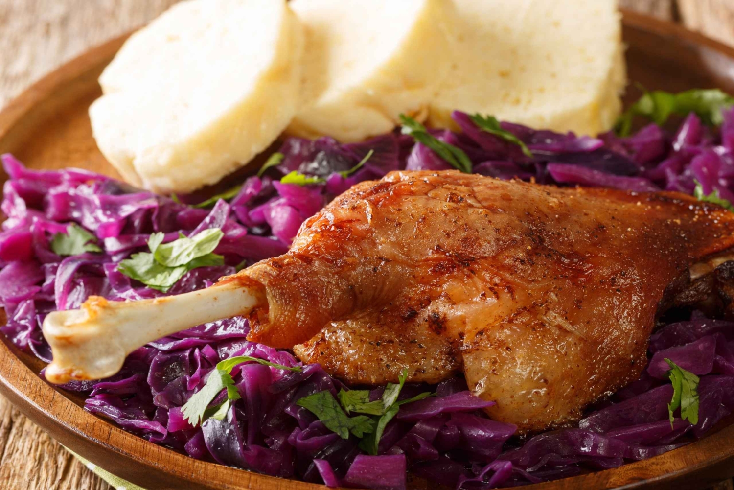 Comida tradicional tcheca e excursão privada ao centro histórico de Praga