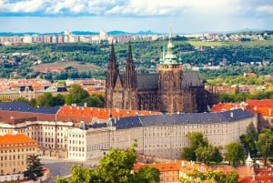 Vienna: 1-Day Trip to Prague Private Guided Tour