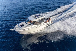 VIP Prague YachtBoat SPEED Experience: All-You-Can-Drink