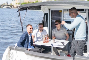 VIP Prague YachtBoat SPEED Experience: All-You-Can-Drink