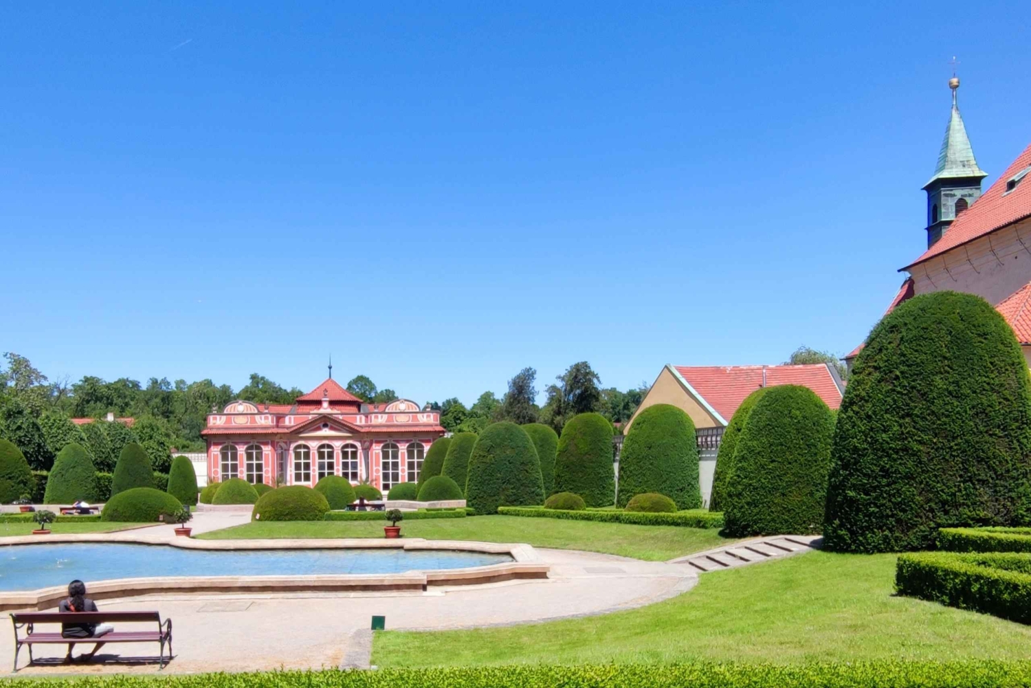 Walking tour of Prague in Russian