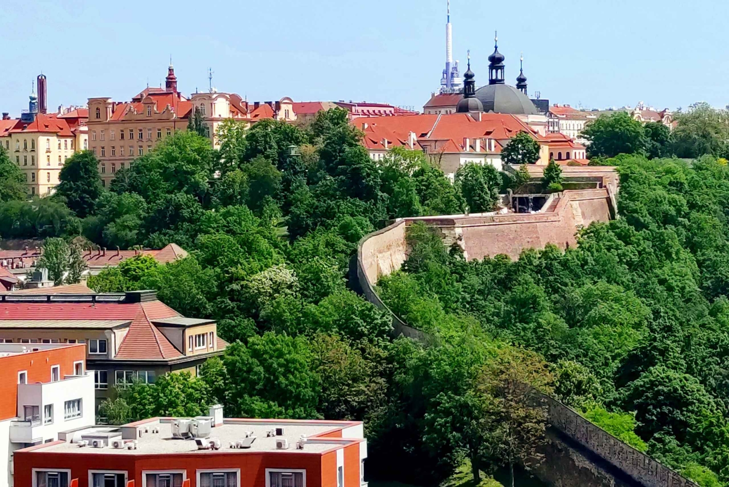 Walking tour of Prague in Russian