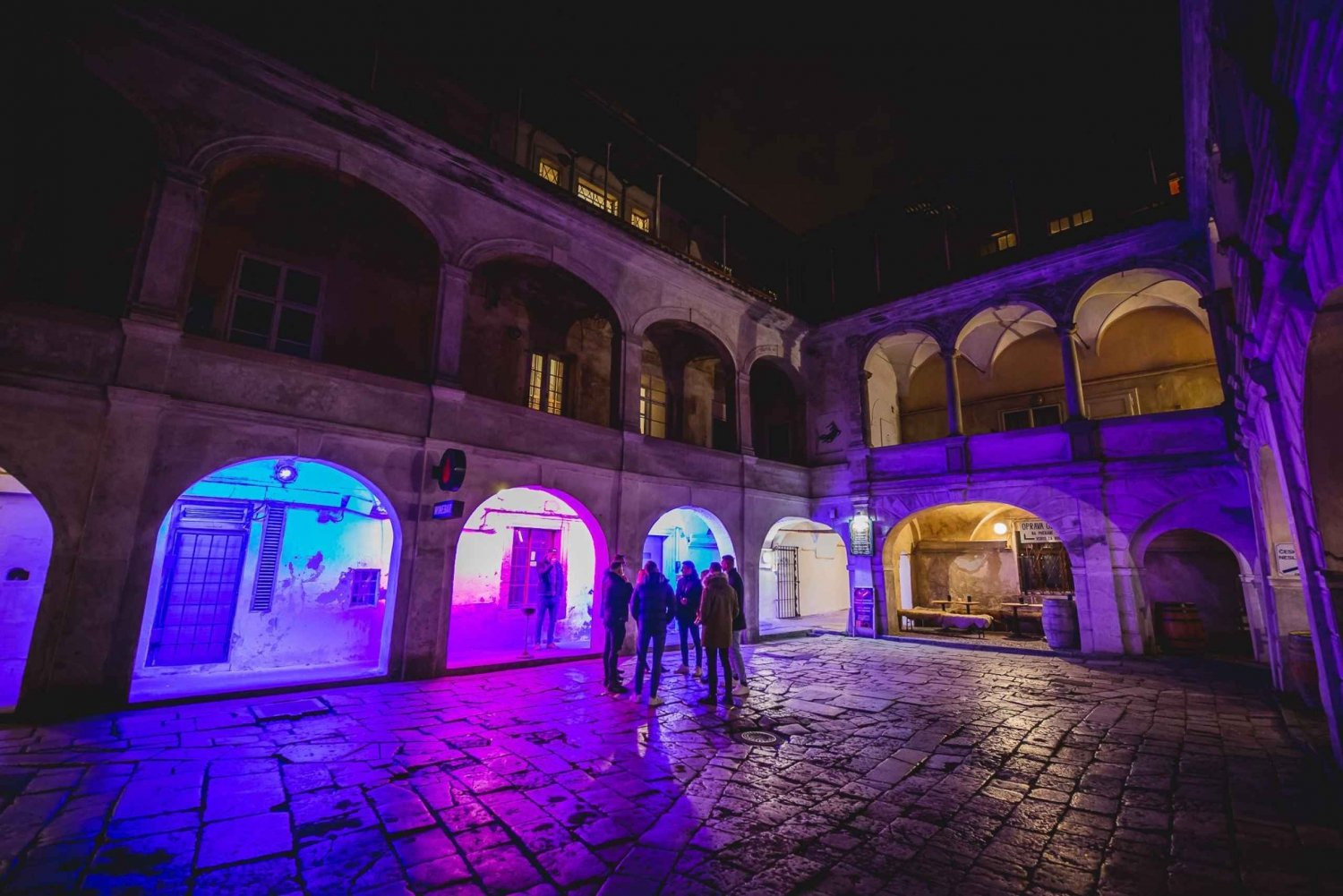 Weekend Night @ The 2nd Floor Secret Club (House / Tech)