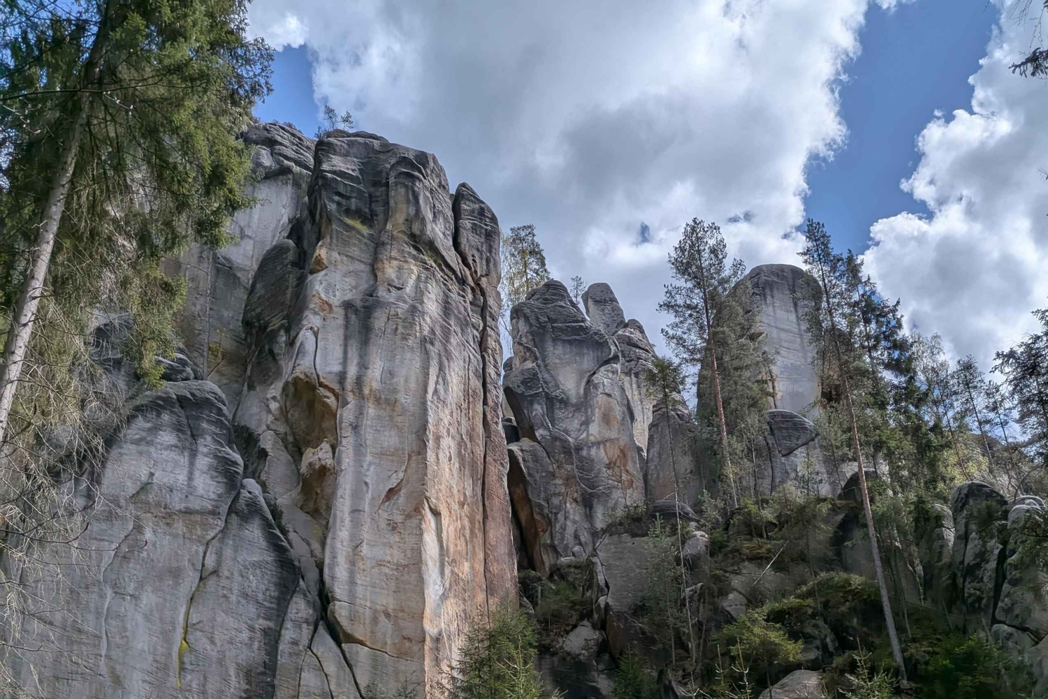 De Breslavia a Praga: 2 en 1 (traslado privado + tour por el campo)