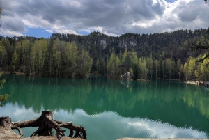 De Breslavia a Praga: 2 en 1 (traslado privado + tour por el campo)