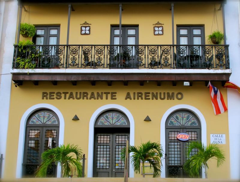 Airenumo Restaurante Bar and Lounge