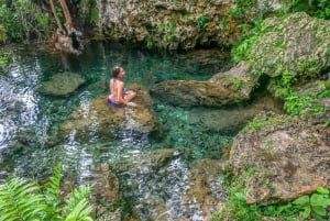 Grotte di Arenales, cascata e avventura di nuoto nel fiume