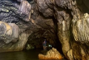 Cavernas Arenales, cachoeira e aventura de natação no rio