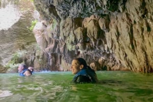 Aventure dans les grottes, les cascades et la rivière d'Arenales