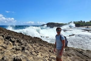 Entdecke die Arecibo-Indianerhöhlenbögen, den Strand und den Tanamá-Wasserfall