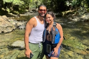 Experiência exclusiva em El Yunque: escorregas e cascatas