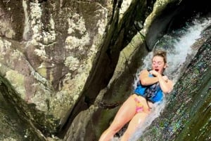 El Yunque Forest Wasserrutschen und Seilrutschen-Tour