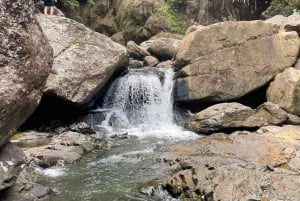 El Yunque: Skjult fossefallstur utenfor stien med transport