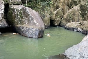 El Yunque: Vandfaldsvandring uden for stien med transport