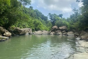 Vannrutsjebane i regnskogen El Yunque og tur til Luquillo-stranden
