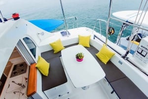 Fajardo: Afternoon Sailing Charter with Appetizers & Drinks