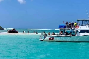 Fajardo: Culebra Island Guided Snorkeling Boat Tour