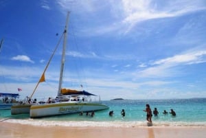 Fajardo: Icacos Deserted Island Catamaran & Picnic Cruise