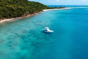 Fajardo: Private Boat Rental All Inclusive with Captain&Crew