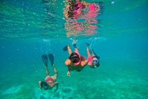 Fajardo: tour en barco de snorkel con aperitivos y bebidas