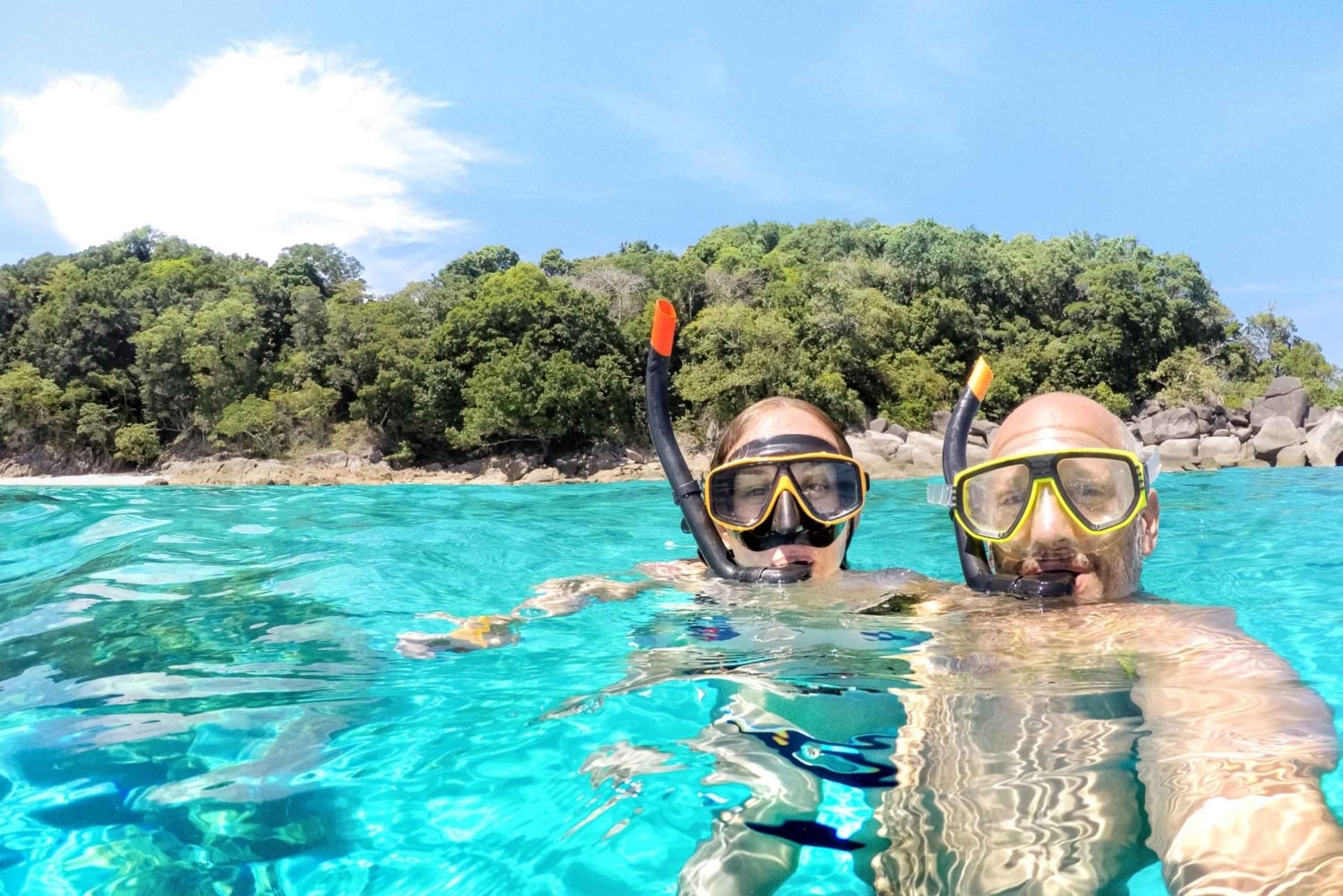 Från Fajardo: Båt och snorkling i solnedgången med lunch och fri bar