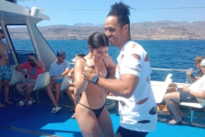 From Puerto Rico: Boat party along the coast.