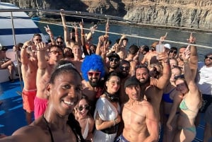 From Puerto Rico: Boat party along the coast.