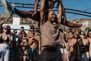 From Puerto Rico: Boat party along the coast.