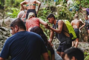 Da San Juan: Tour della foresta pluviale e degli acquascivoli di El Yunque