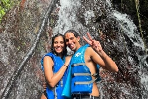Från San Juan: El Yunque regnskogstur med vattenrutschbana