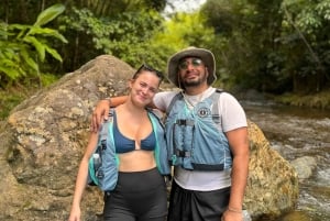 Från San Juan: El Yunque regnskogstur med vattenrutschbana