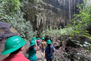 Depuis San Juan : Journée complète d'aventure dans les grottes et les chutes d'eau