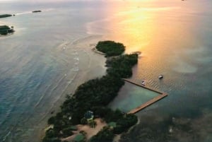 From San Juan: La Parguera Glowing Bio Bay Boat Tour