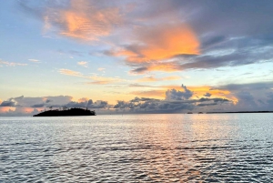 From San Juan: La Parguera Glowing Bio Bay Boat Tour