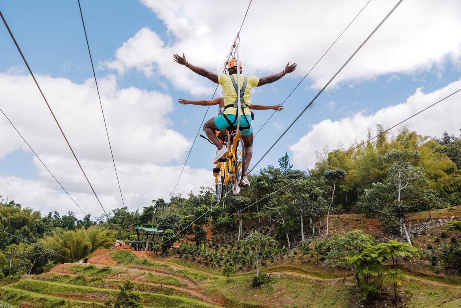 Fra San Juan: Zipline- og Toro-cykeltur med transport