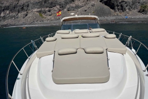 Gran Canaria: Utflykt på privat yacht med dryck, lunch och snorkling