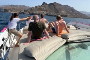 Gran Canaria: Utflykt på privat yacht med dryck, lunch och snorkling