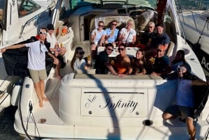 Gran Canaria: Utflykt på privat yacht med dryck, lunch och snorkling