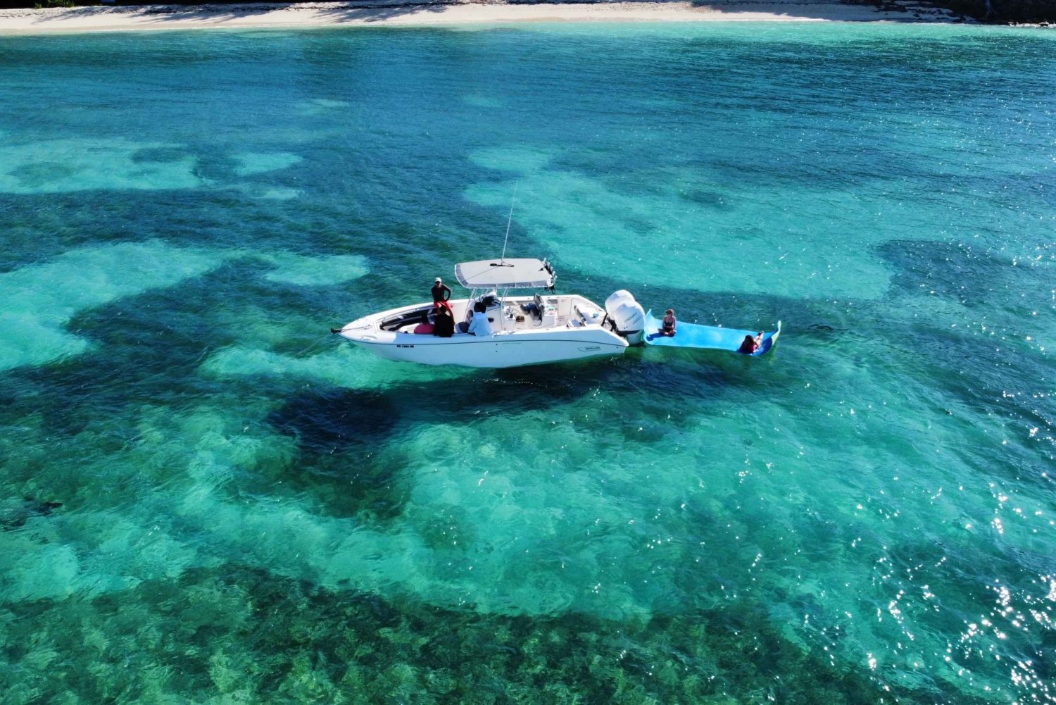 Fajardo: Halvdags privat båttur med snorkling och lunch