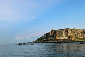 Old San Juan: Sunset Cruise with Drinks and Hotel Pickup