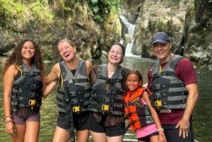 Vandring i regnskogen och vattenfallstur