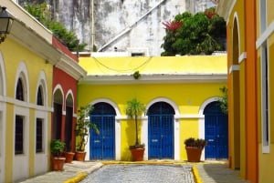 San Juan: Authentic Old San Juan Walking Food & History Tour