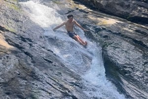 サンファン：エル・ユンケ熱帯雨林ハイキング & ルキロビーチ