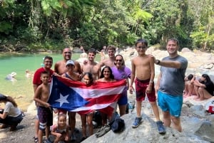 サンファン：エル・ユンケ熱帯雨林ハイキング & ルキロビーチ