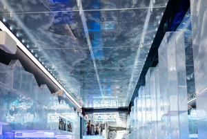 San Juan: Ice Bar Entry with Drink