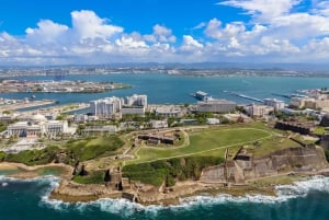 San Juan: Old San Juan Hubschrauberrundflug und Restaurantbesuch